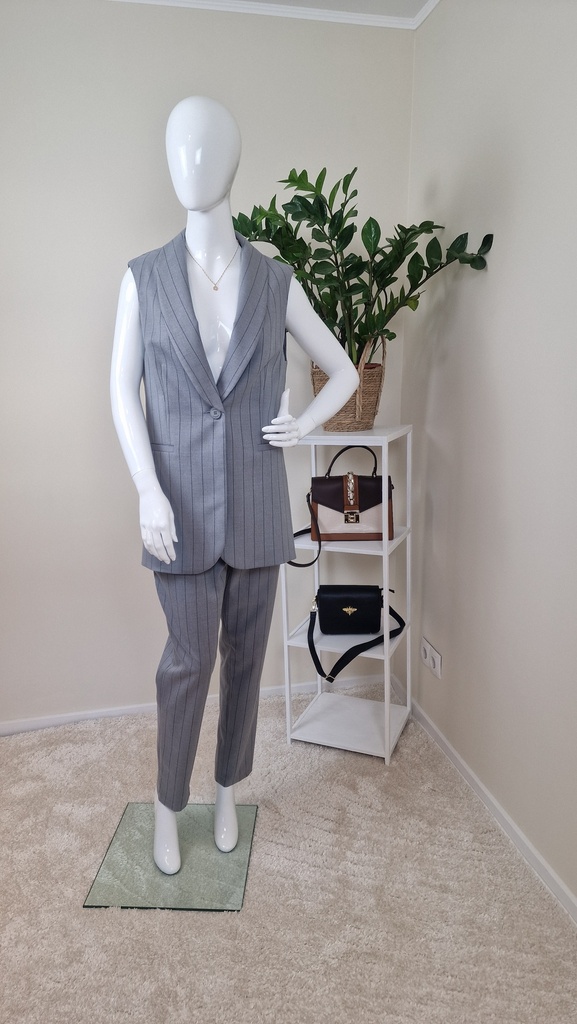 Ava suit vest