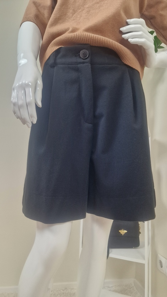 Penelope wide shorts black (Size S)